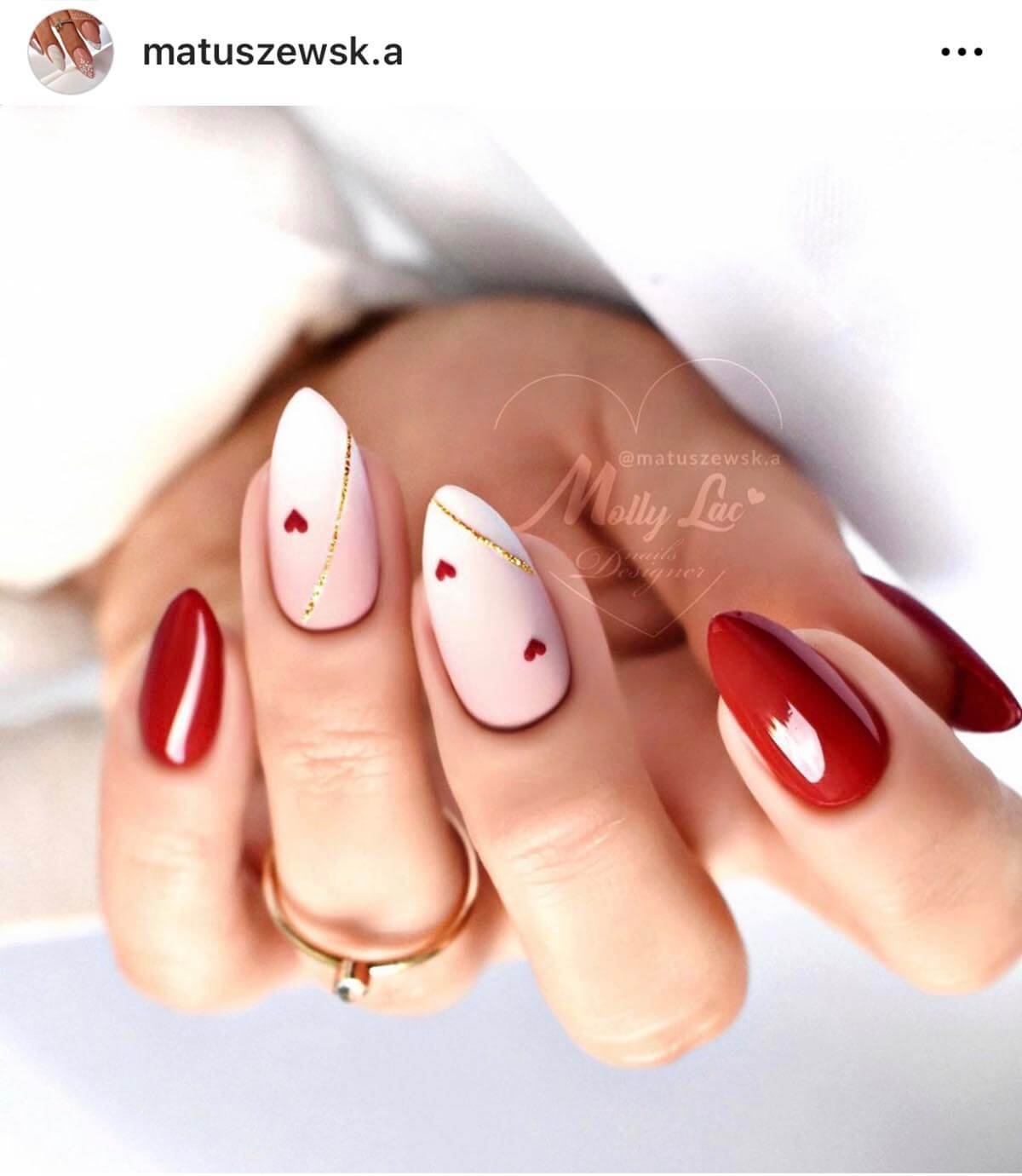 Valentines nails: red heart design