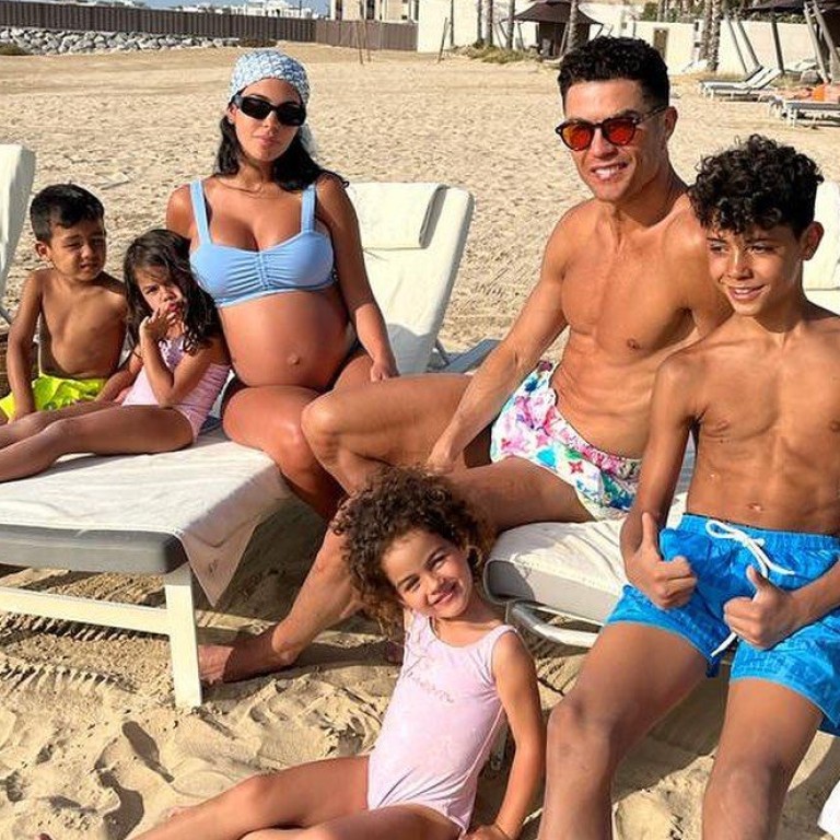 7 times Cristiano Ronaldo proved that family beats football, from spoiling  girlfriend Georgina Rodríguez with Cartier and LV, to buying his mum a  US$2.6 million home and admitting he wants 7 kids |