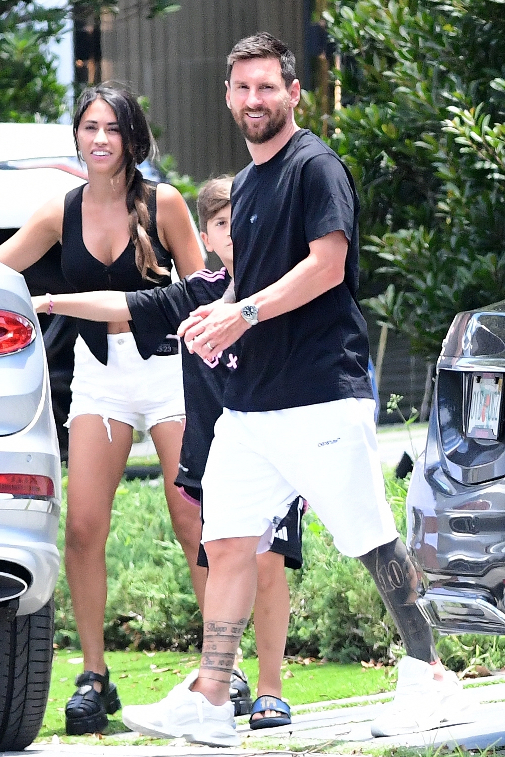 Lionel Messi, Antonela Roccuzzo browse Florida homes after Miami move