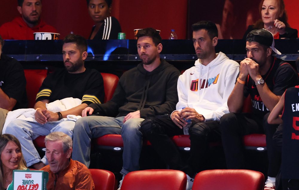Messi, Suarez attend Miami Heat NBA playoff game