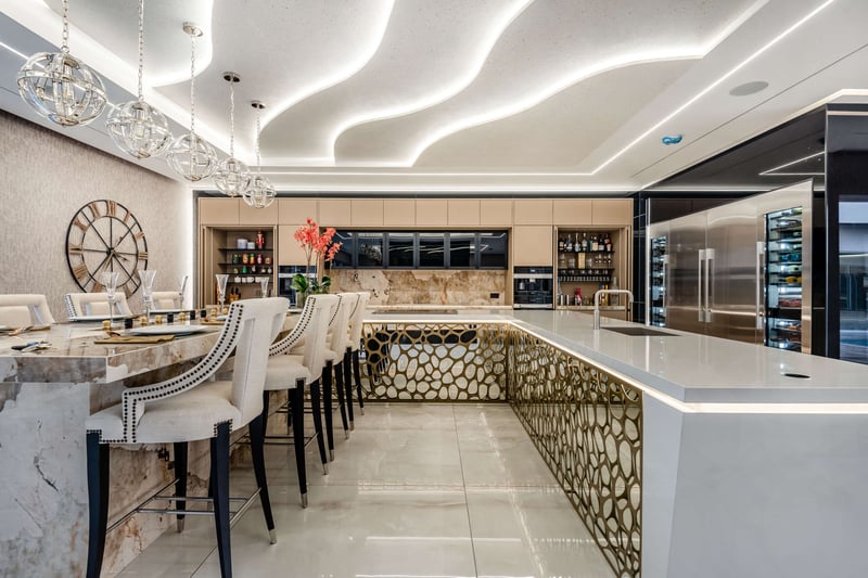 The kitchen and eating area is very light and airy.