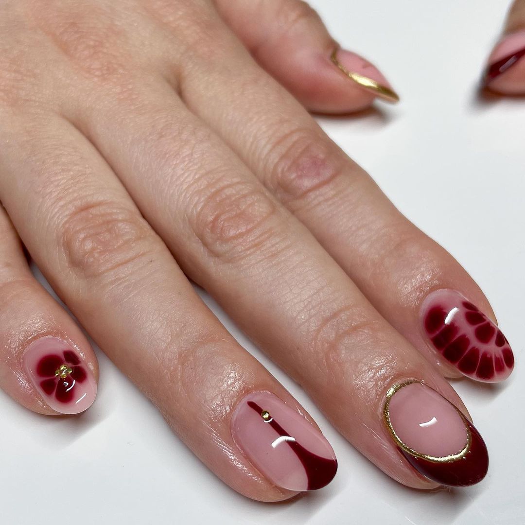 27 Ideas for Burgundy Fall Nails 2024