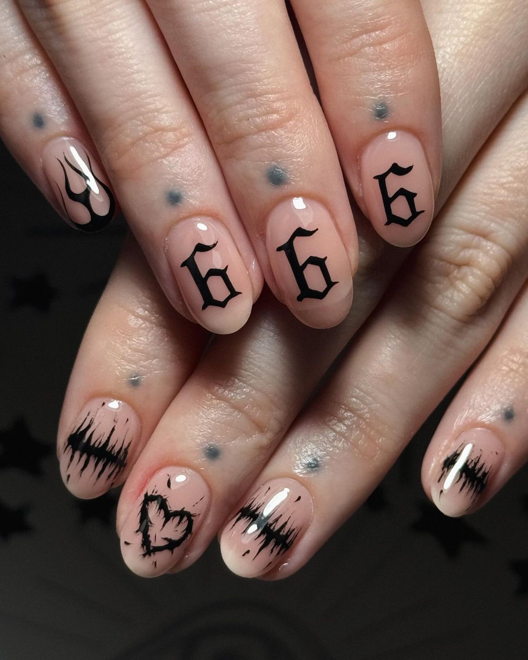 29 Stunning Ideas for Black Fall Nails 2024