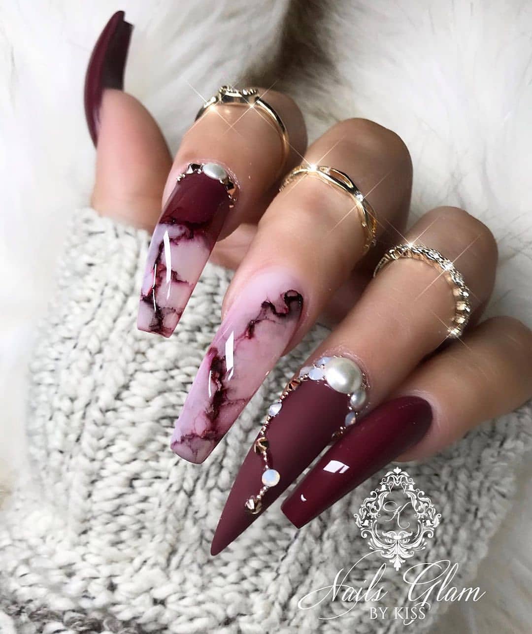 27 Ideas for Burgundy Fall Nails 2024