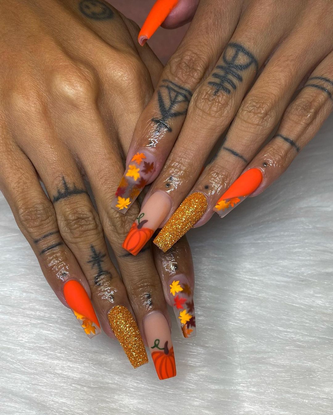 27 Ideas for Fall Themed Nails