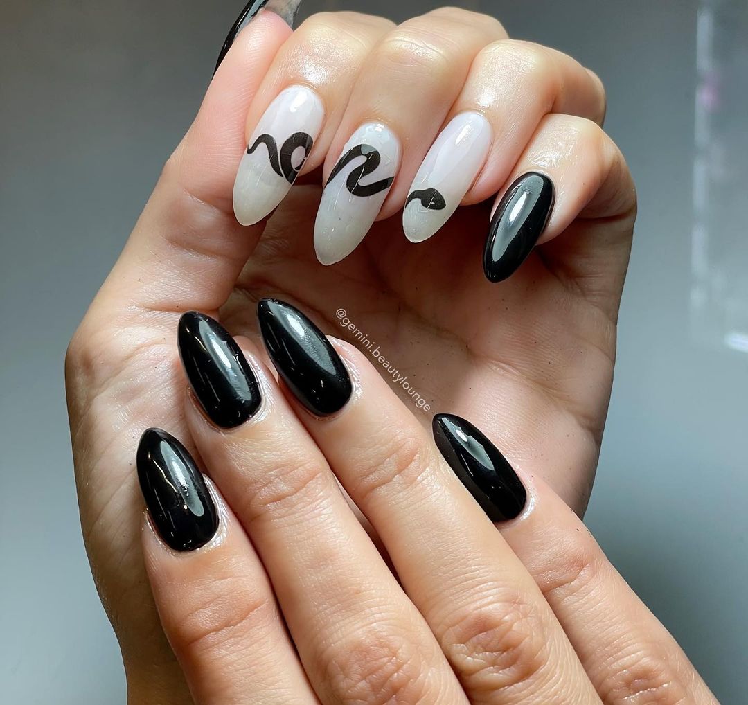 29 Stunning Ideas for Black Fall Nails 2024