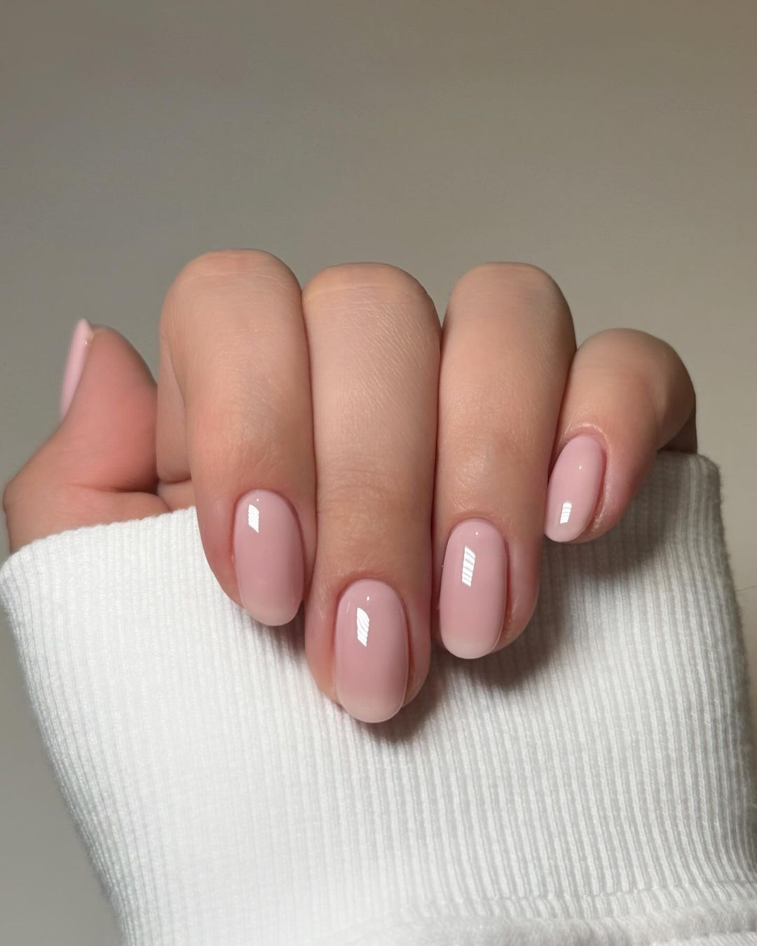 29 Elegant Ideas for Nude Fall Nails 2024