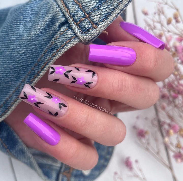 purple nails acrylic