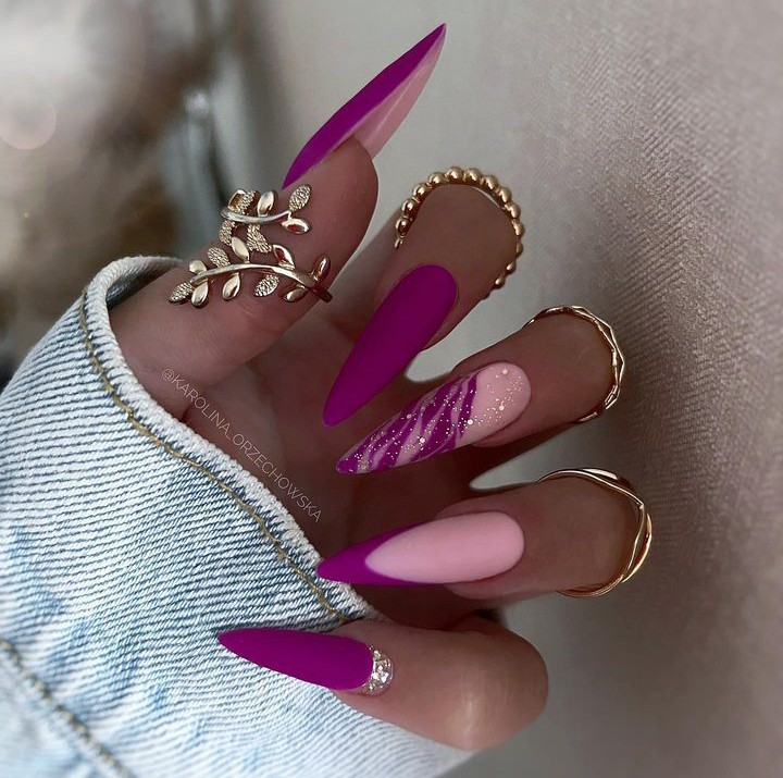 purple nails