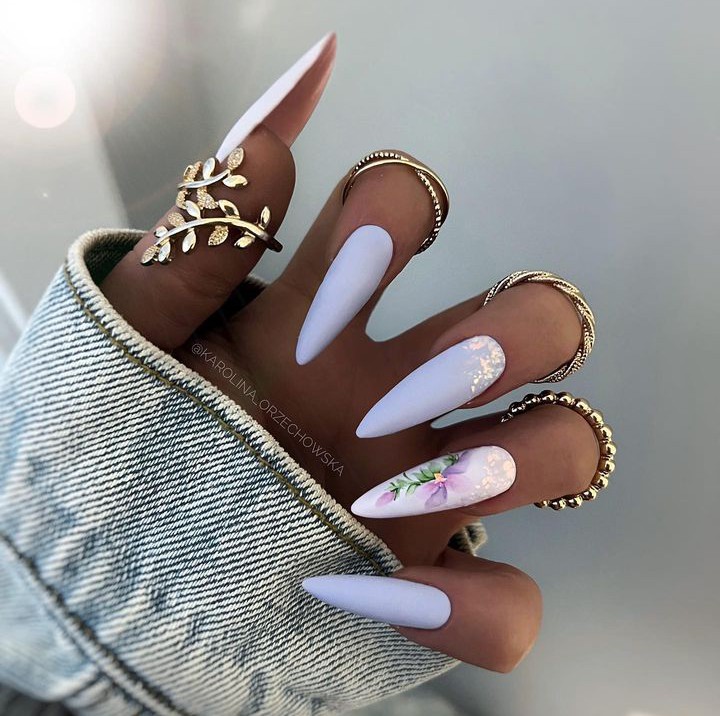 purple nails