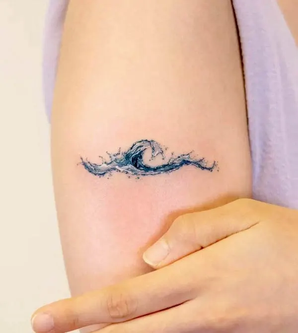 Realism waves by @handitrip