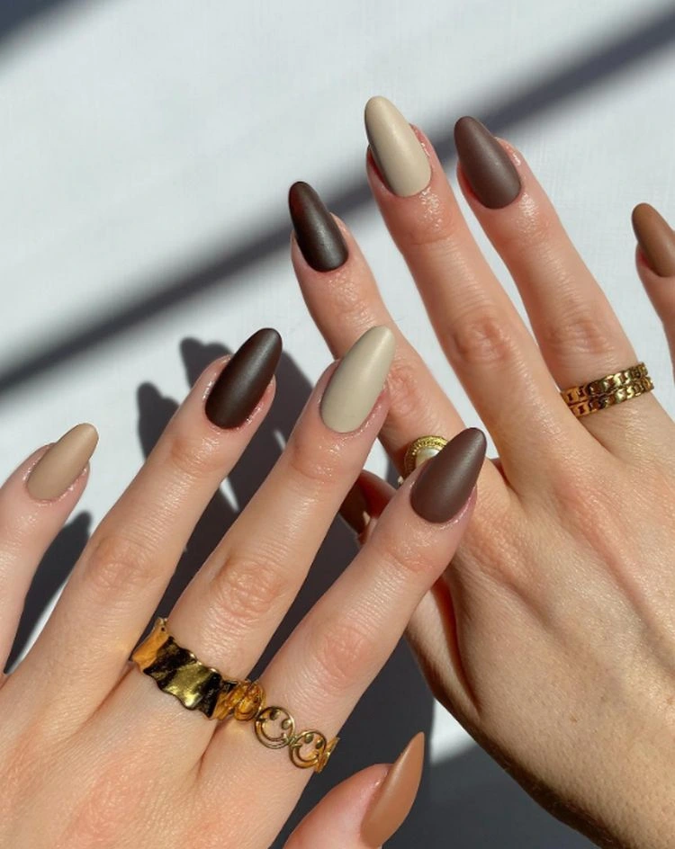 matte manicures as still in fashion in 2023