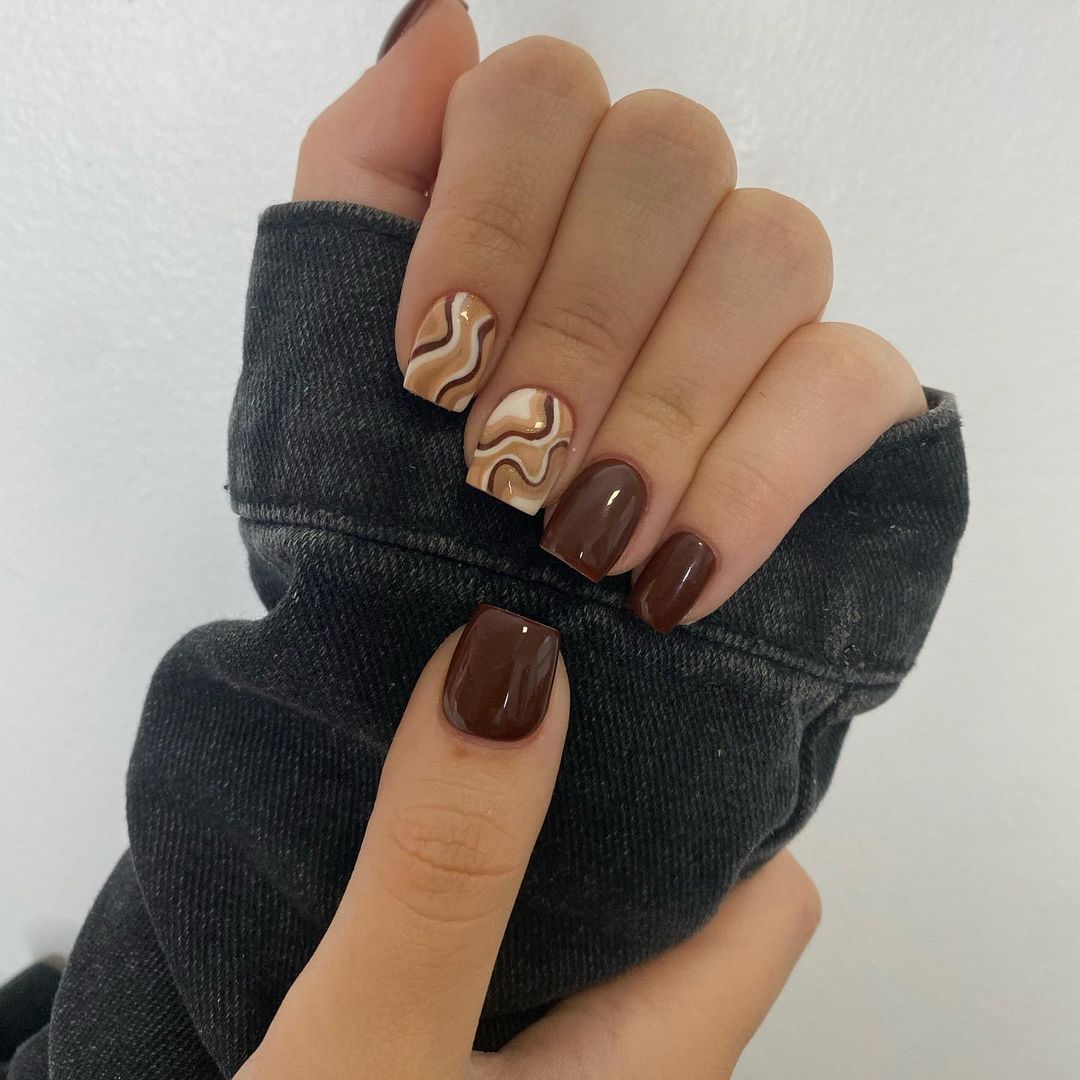 25 Unique Ideas for Fall Nail Inspo: Your Nails in the Spotlight