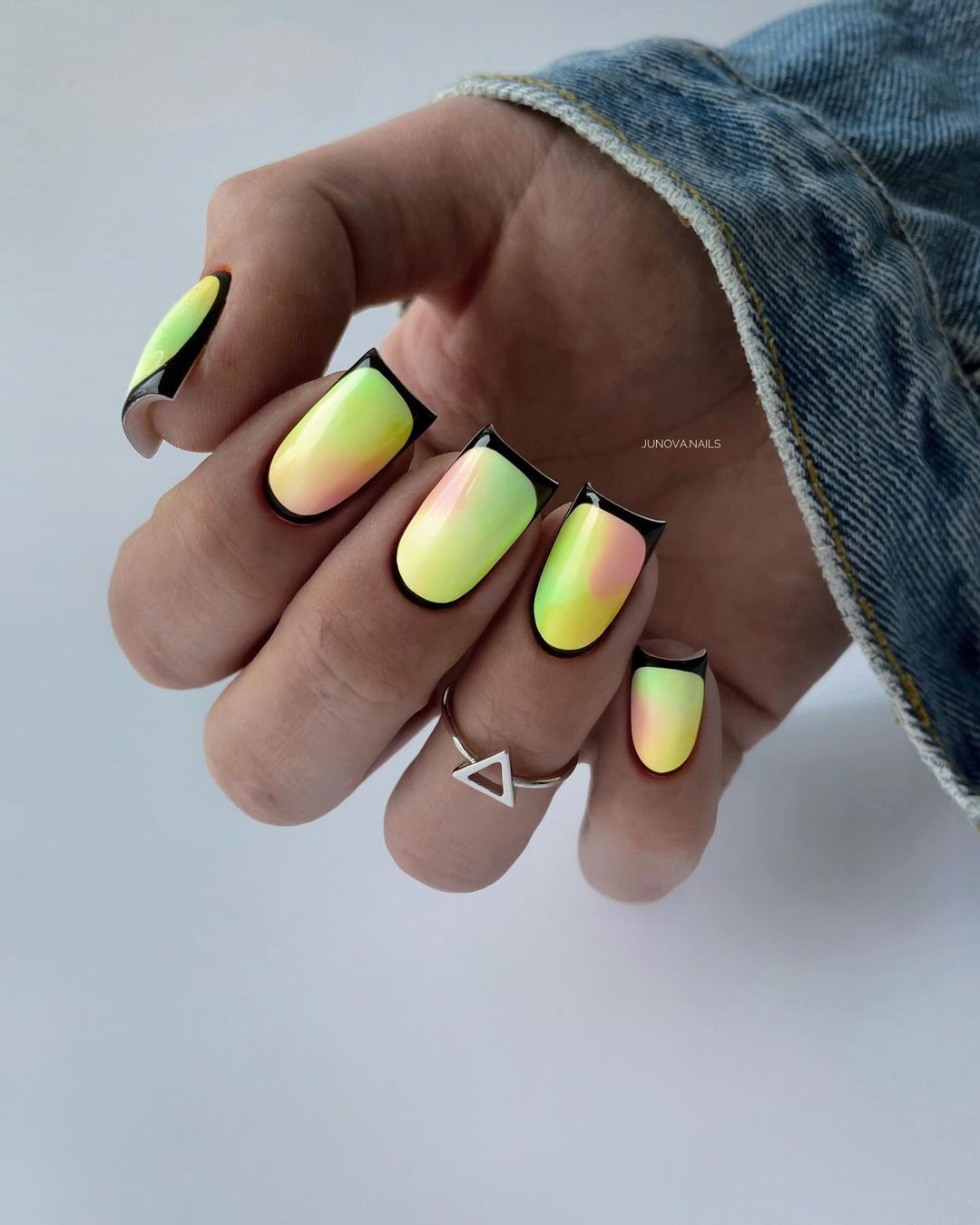 31 Summer Nail Art Ideas: Elevate Your Manicure Game with Creative Designs