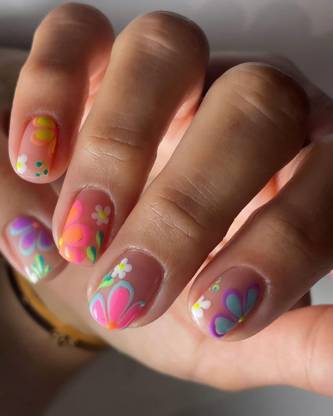 Showcasing Stunning Summer Nails for Short Lengths