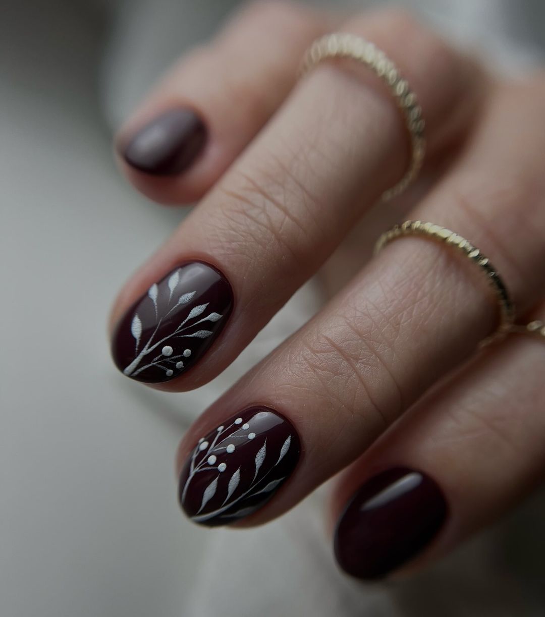 Fall Leaf Nail Designs: 27 Gorgeous Ideas for Your Autumn Look