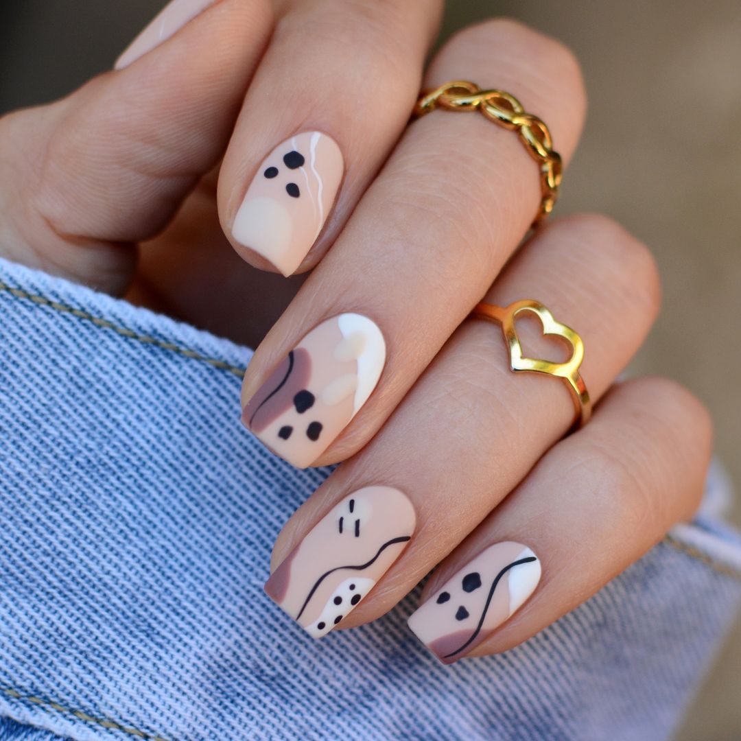 25 Creative Fall Nail Art Designs to Celebrate the Season