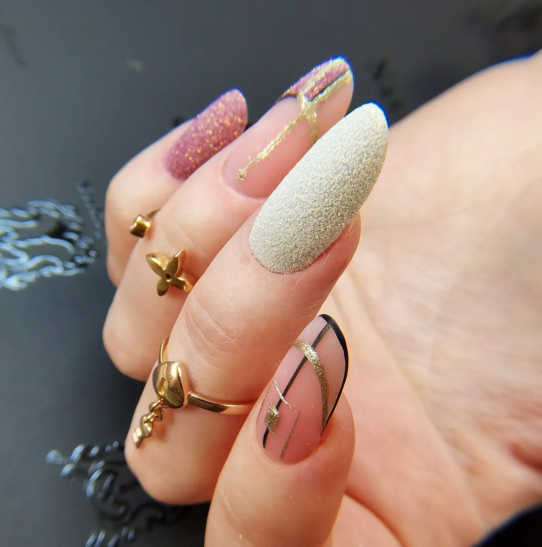 27 Captivating Ideas for Fall Dip Nails