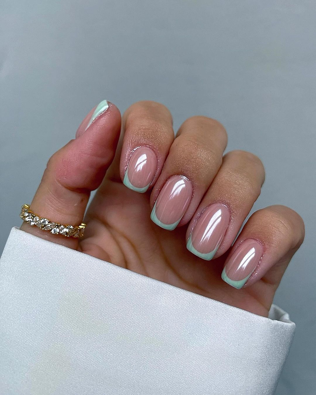 Chic Tips: Summer French Nail Designs & Color Ideas