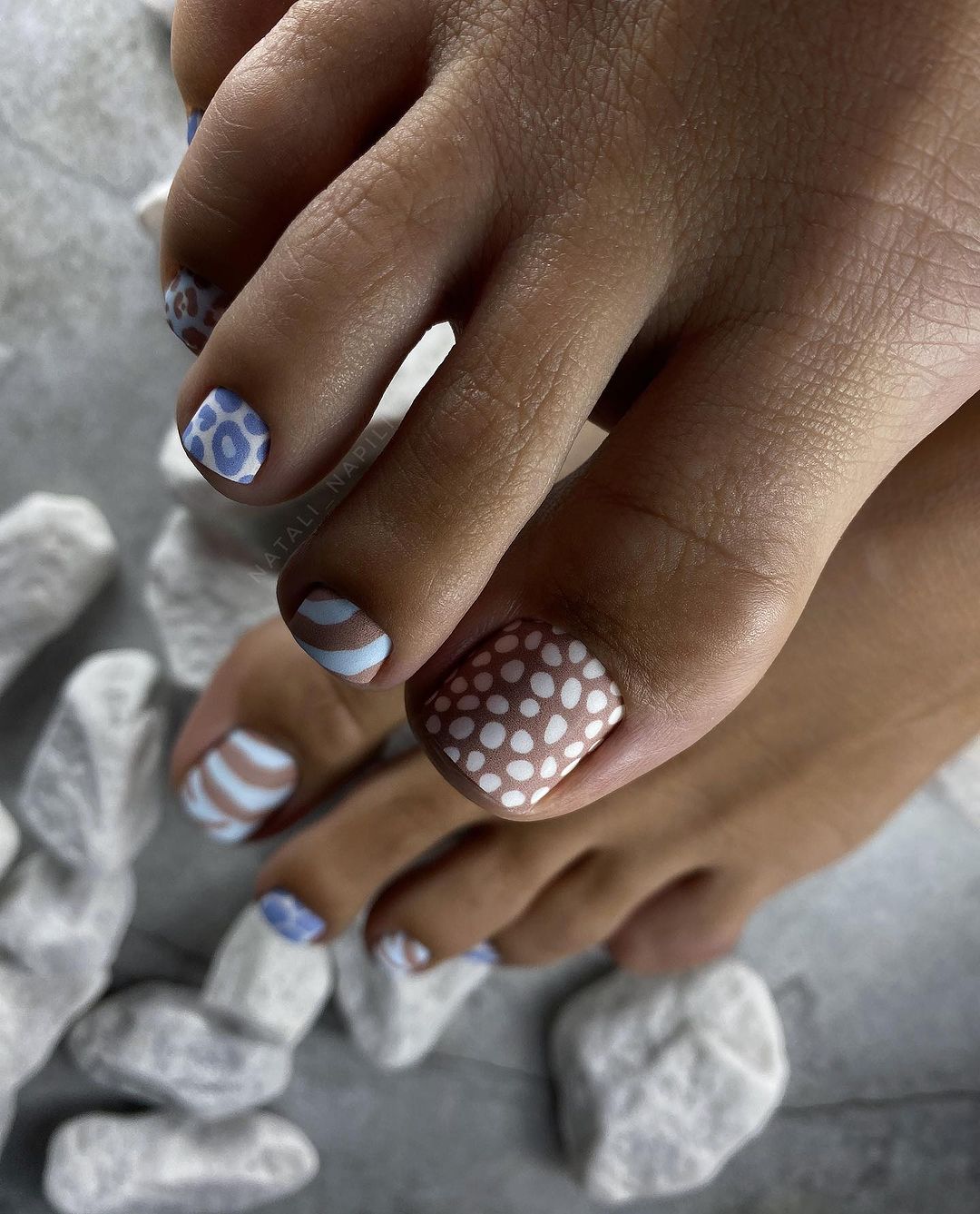 Beach-Ready Toes: Simple Summer Toe Nail Ideas