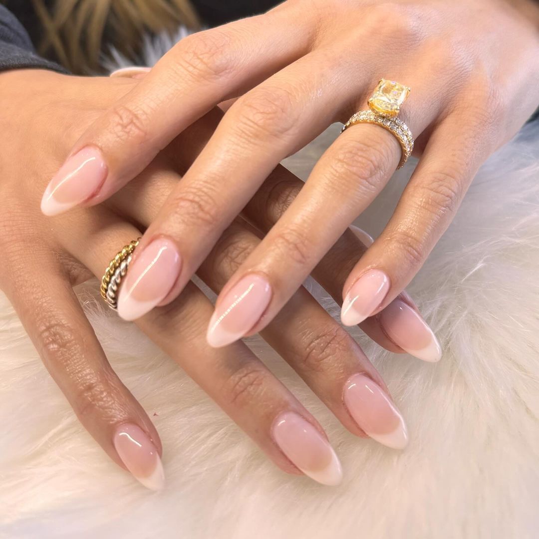 Chic Tips: Summer French Nail Designs & Color Ideas