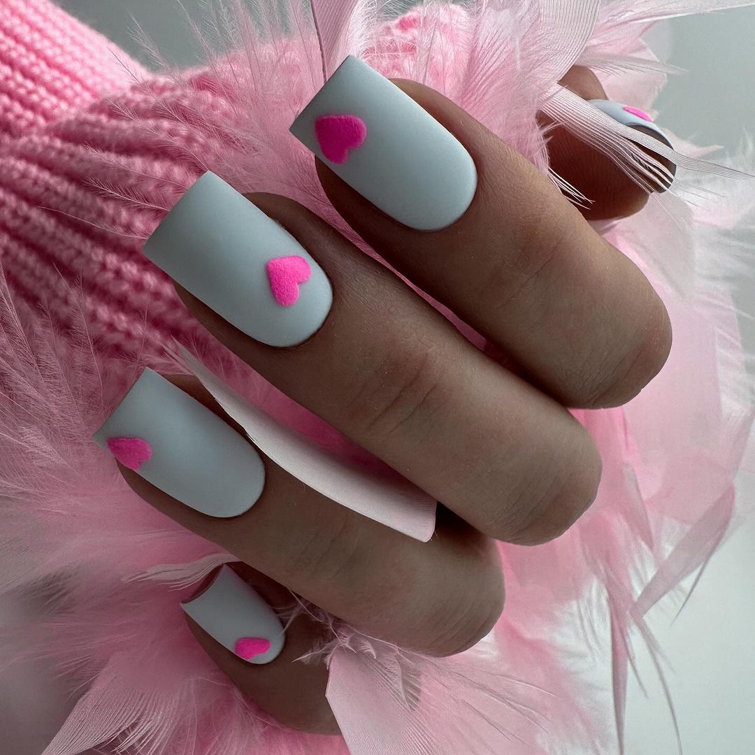 31 Summer Nail Art Ideas: Elevate Your Manicure Game with Creative Designs