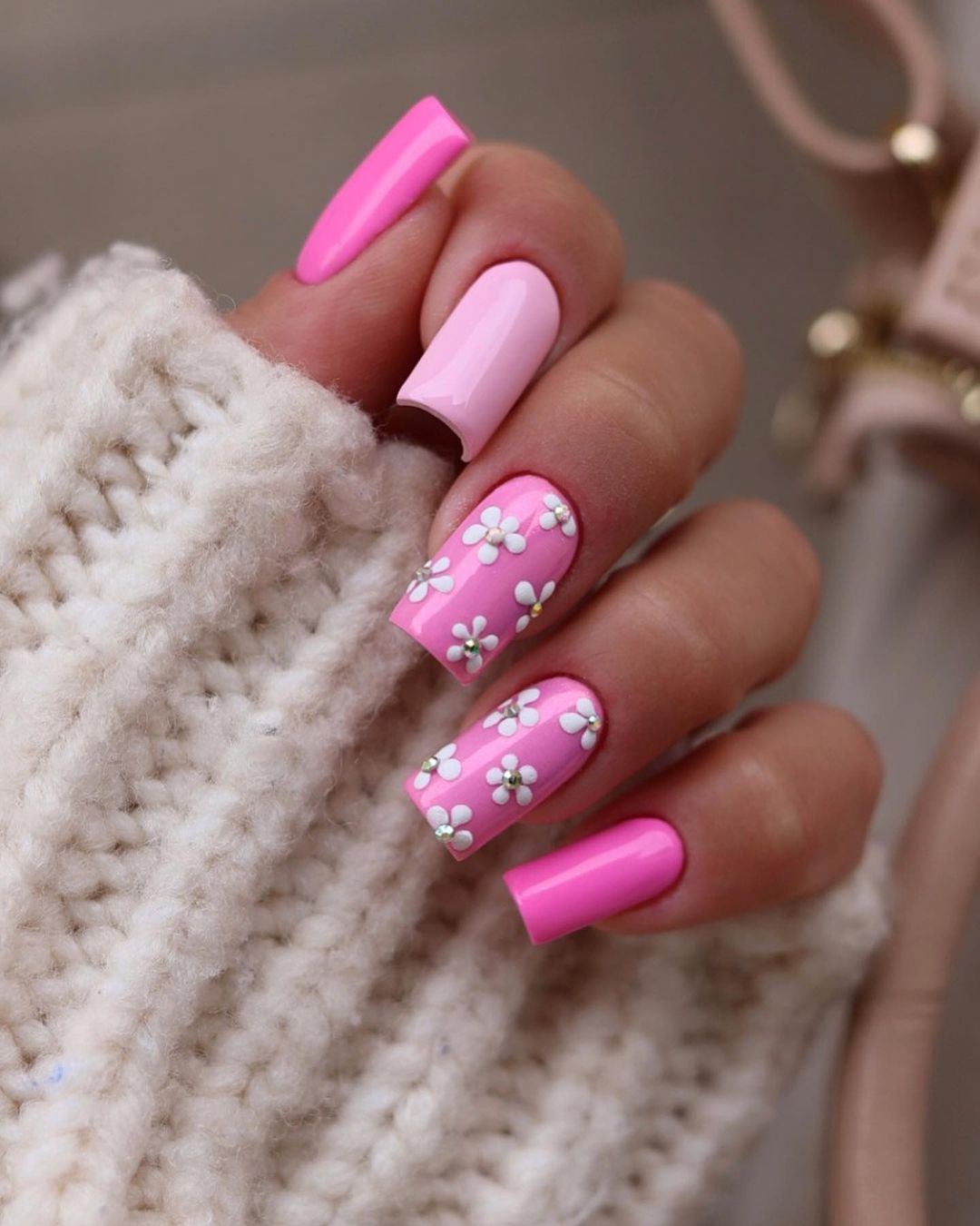 31 Summer Nail Art Ideas: Elevate Your Manicure Game with Creative Designs