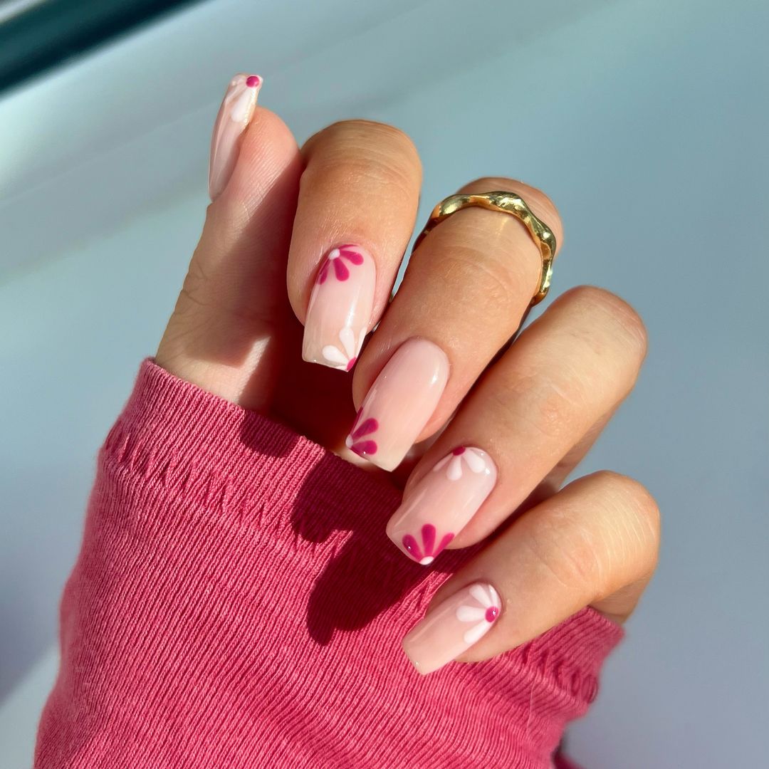 Square Summer Nail Inspo: Trendy Colors & Designs to Try