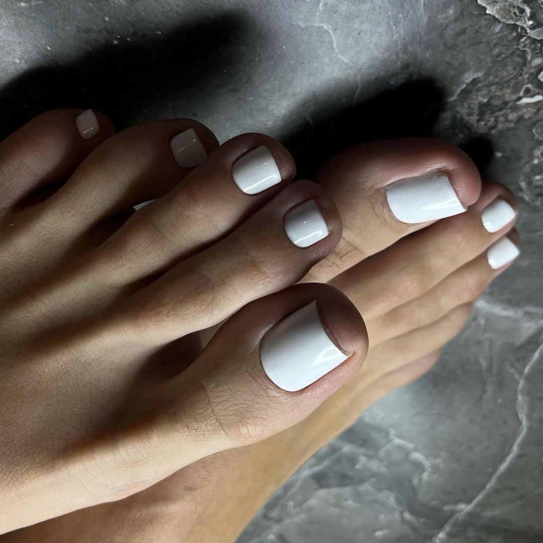 Step into Summer with Style: 27 Pedicure Colors Perfect for Sunny Days