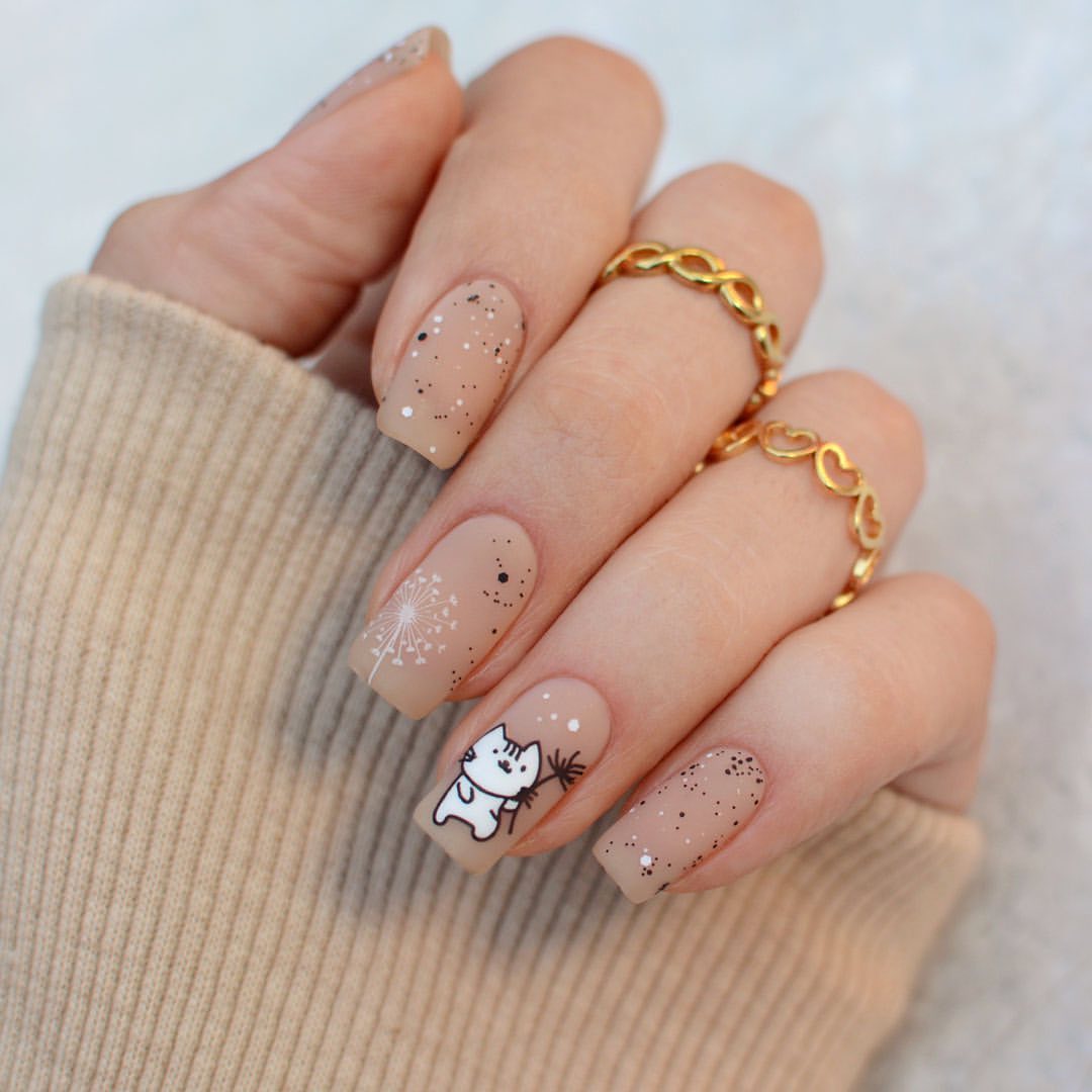 25 Unique Ideas for Fall Nail Inspo: Your Nails in the Spotlight